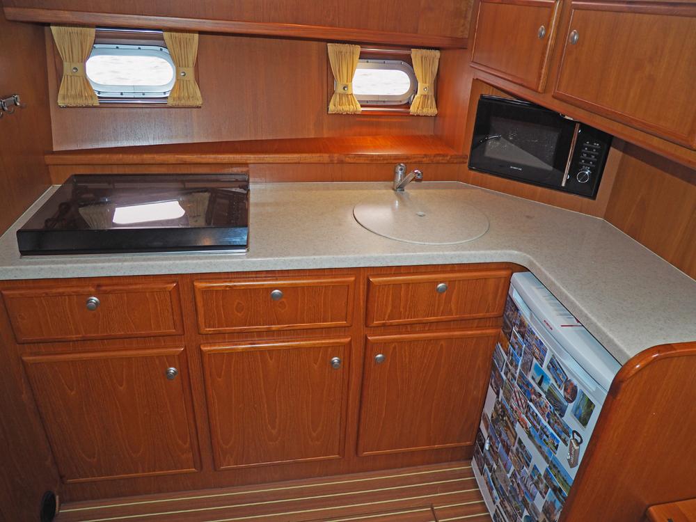 Fore ship, Accommodation